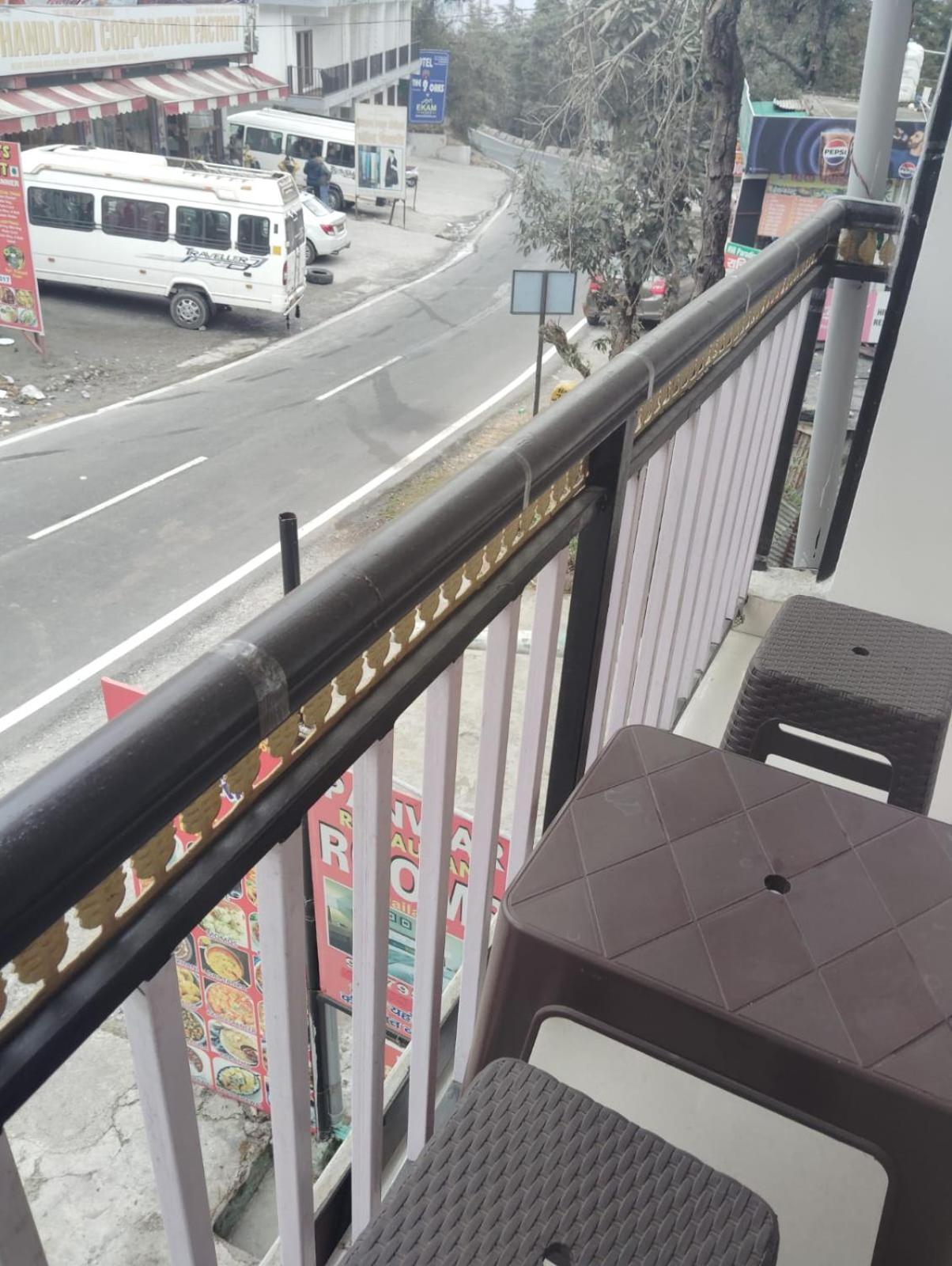 Jbk Hotel Mussoorie- Near Jw Marriott Hotel Zewnętrze zdjęcie